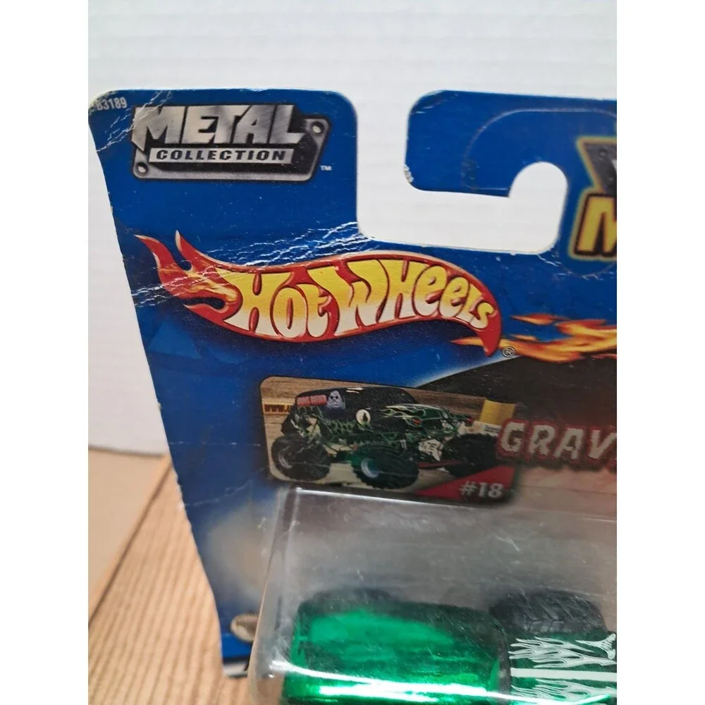 Monster Jam Grave Digger #1 2002 Hot Wheels Metal Collection 1:64 New READ